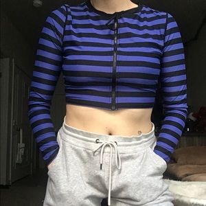 Cropped GapFit zip-up